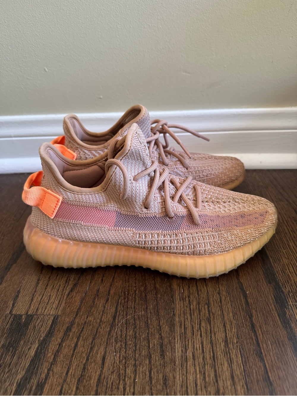 YEEZY BOOST 350 V2 'CLAY' – SIZE US 6.5M